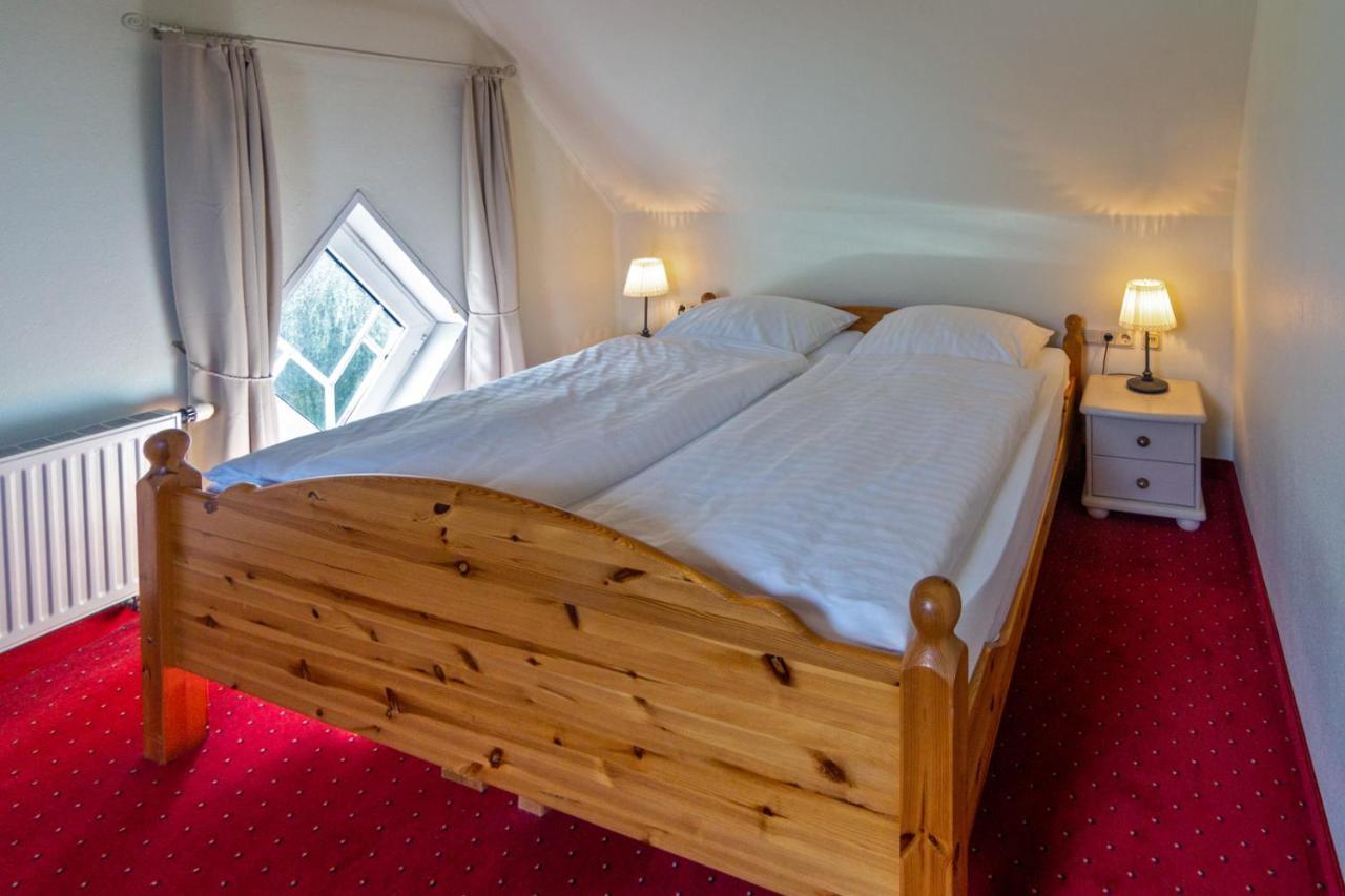 Hotel Am Elisabethufer Jever Kültér fotó